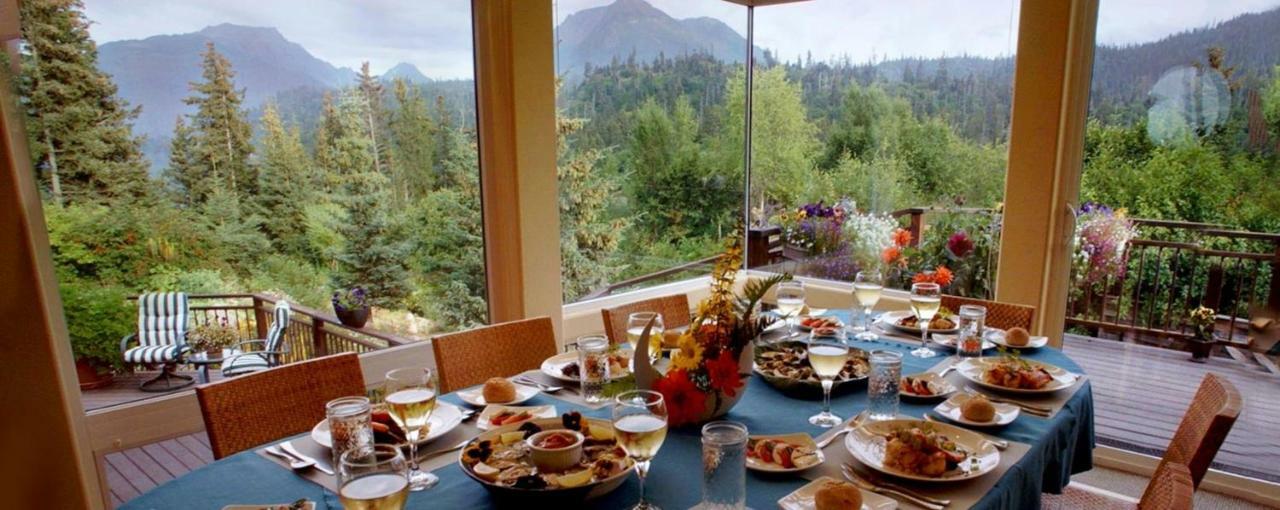 Stillpoint Lodge - All-Inclusive Halibut Cove エクステリア 写真